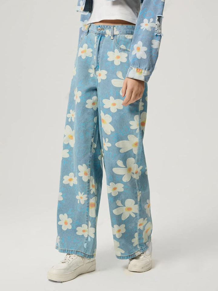 Pocketed Floral Wide Leg Jeans for Stylish Comfort
