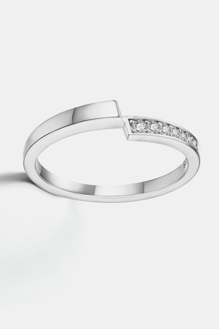 Moissanite 925 Sterling Silver Ring for Elegance and Style