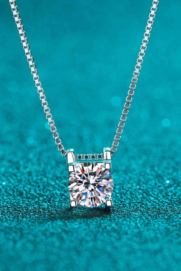1 Carat Moissanite 925 Sterling Silver Chain Necklace Elegance