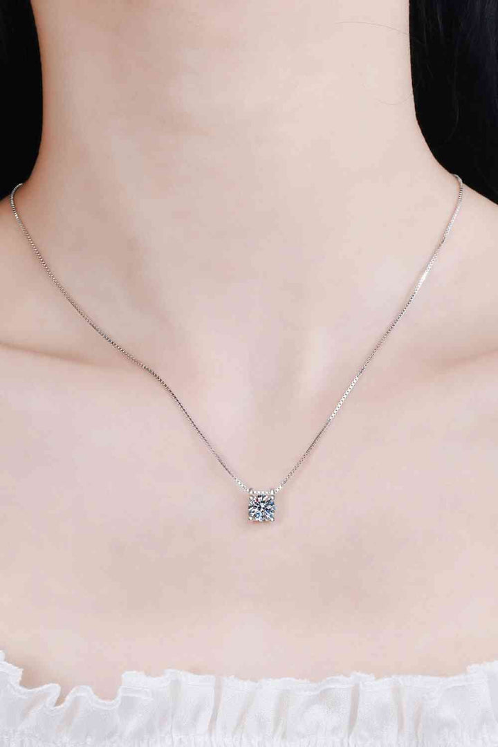 1 Carat Moissanite 925 Sterling Silver Chain Necklace Elegance