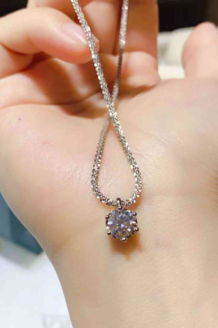 1 Carat Moissanite 925 Sterling Silver Necklace for Elegance