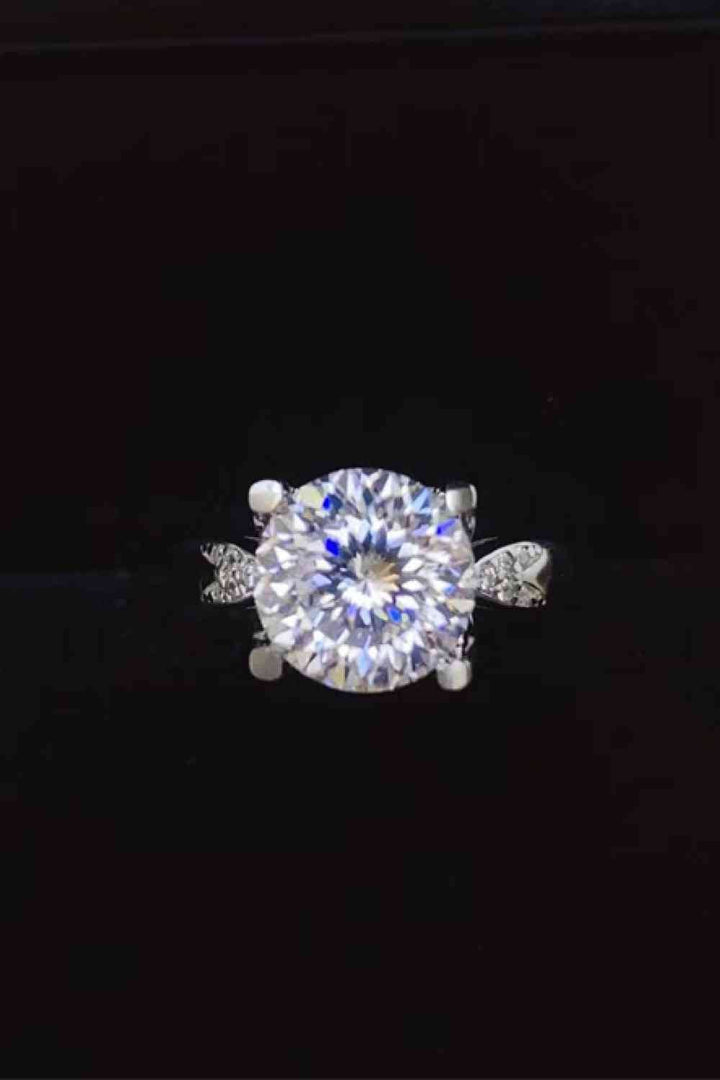 2 Carat Moissanite 925 Sterling Silver Ring for Elegance