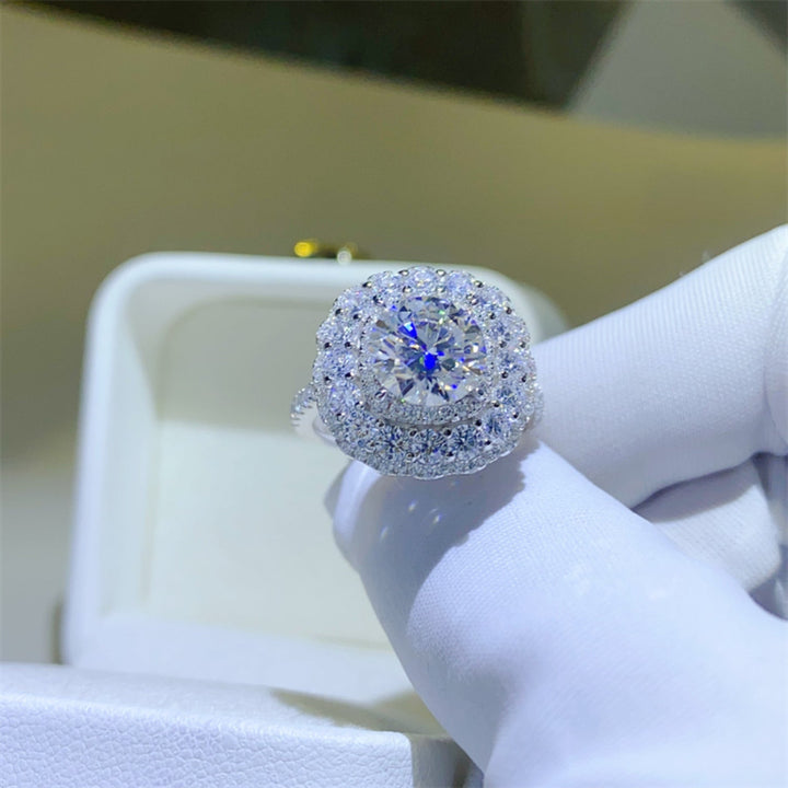 2 Carat Moissanite 925 Sterling Silver Ring for Elegance