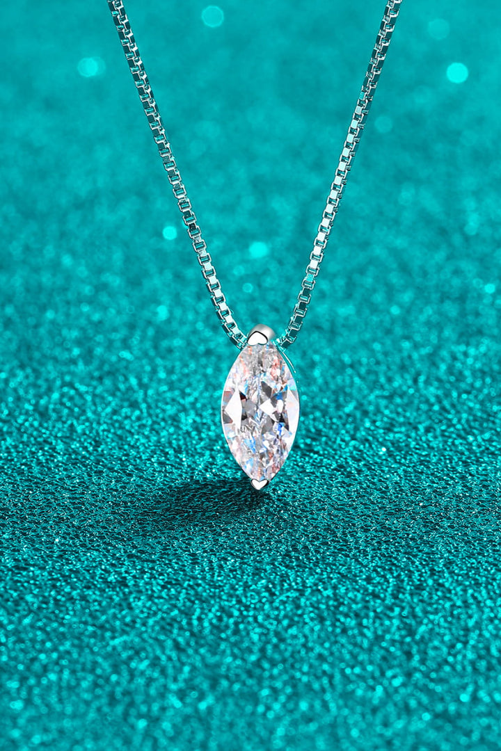 1 Carat Moissanite 925 Sterling Silver Necklace for Elegance