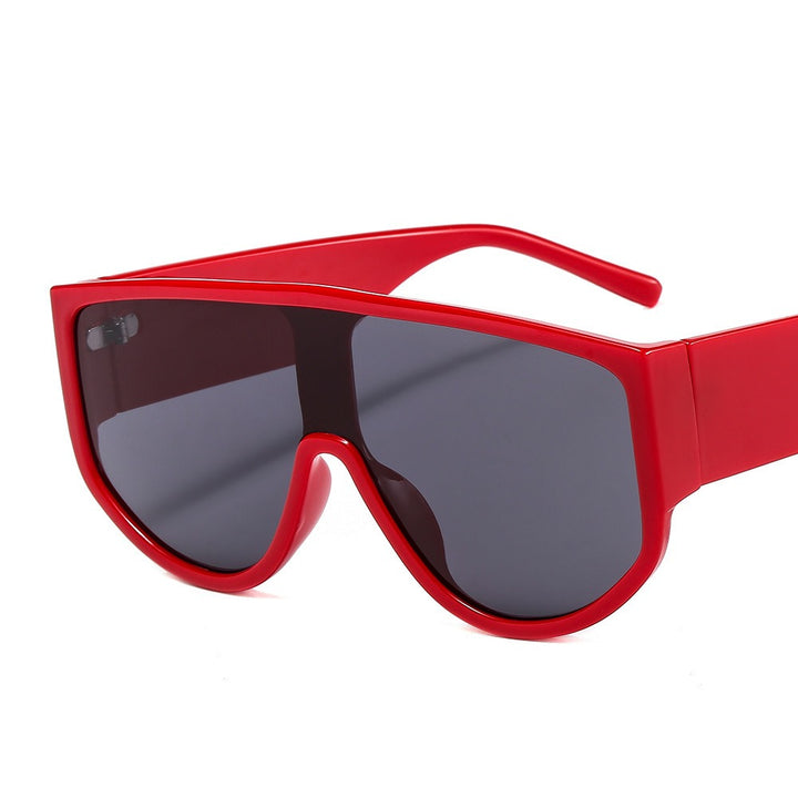 Vibrant Large Frame Retro Sunglasses with Integrated Lenses