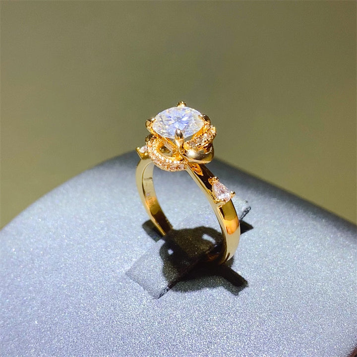 1 Carat Moissanite Zircon 925 Sterling Silver Ring Elegant