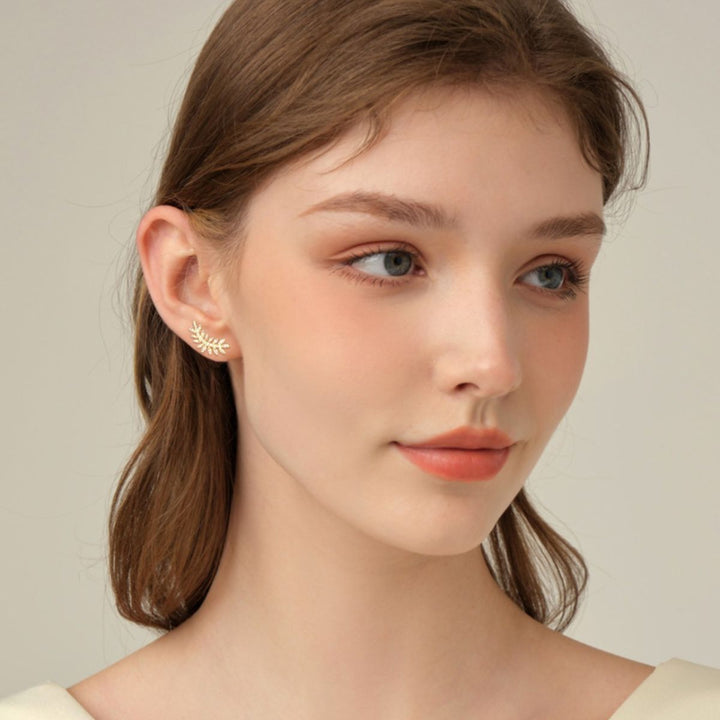 Moissanite 925 Sterling Silver Leaf Shape Stud Earrings Elegant