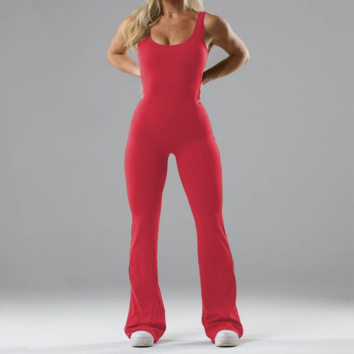 Fashionable Seamless Athletic Jumpsuit with Breathable Cutouts