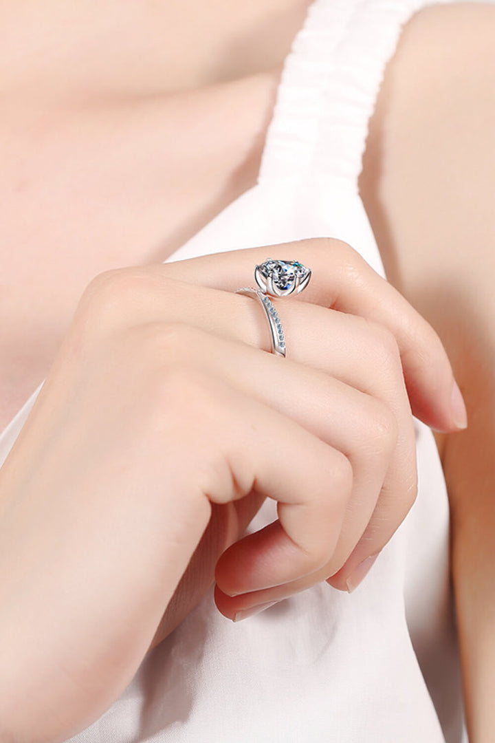 Stunning 3 Carat Moissanite 6-Prong Ring for Elegance