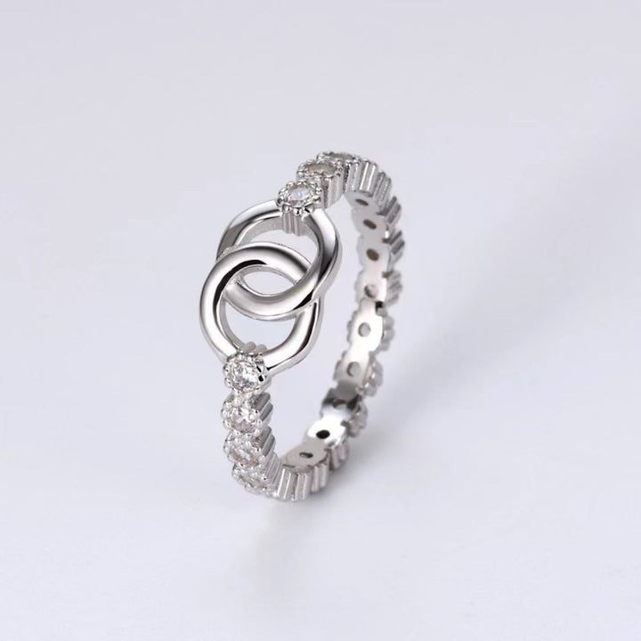 Elegant 925 Sterling Silver Zircon Ring for Any Occasion