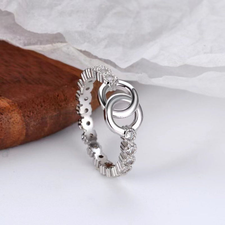 Elegant 925 Sterling Silver Zircon Ring for Any Occasion