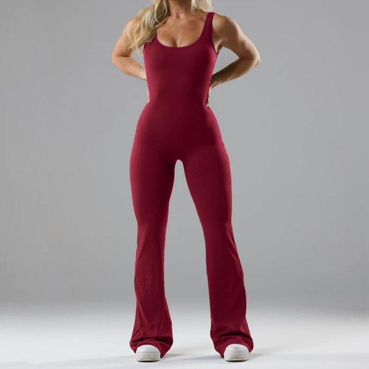 Fashionable Seamless Athletic Jumpsuit with Breathable Cutouts