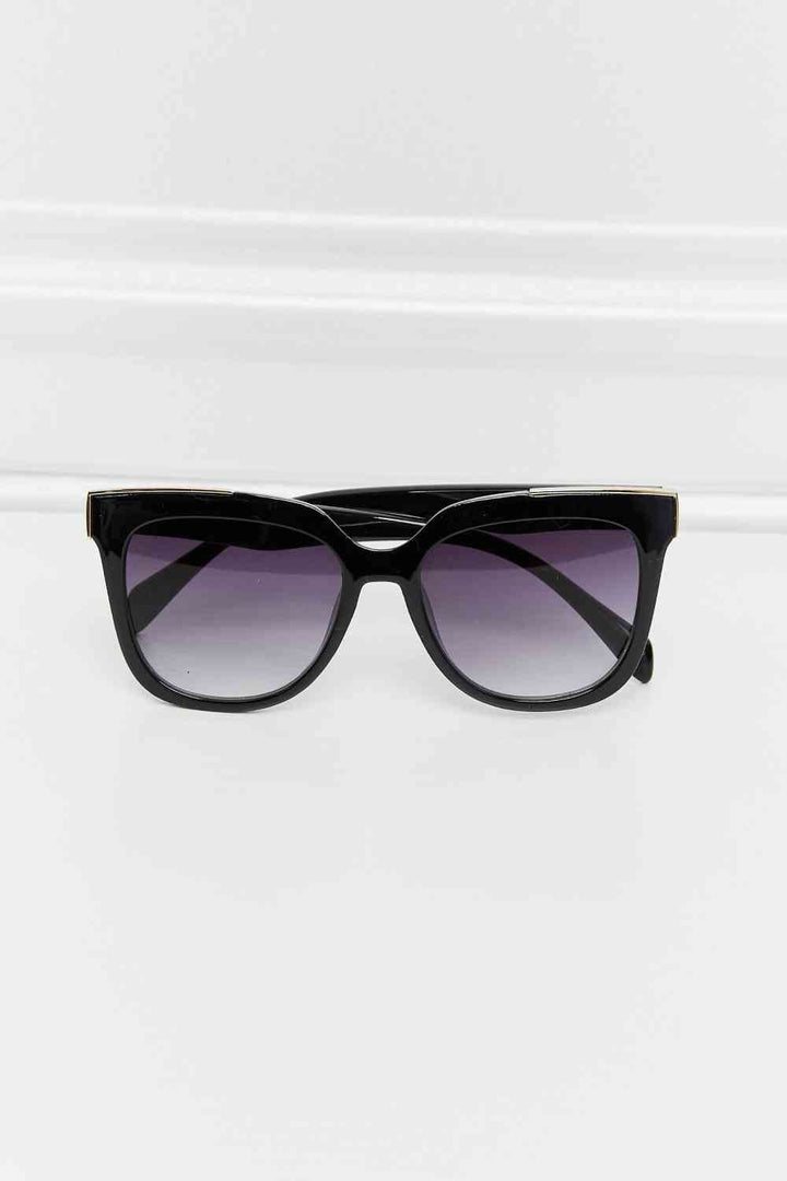 Chic Acetate Full Rim Sunglasses with UV Protection