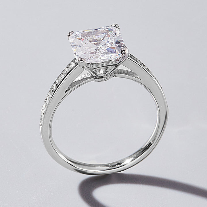 925 Sterling Silver Zircon Ring for Elegant Style
