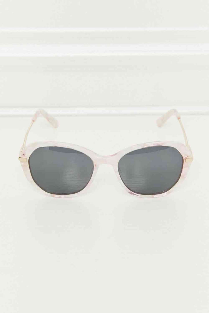 Chic Polarized Wayfarer Sunglasses by Glam TAC
