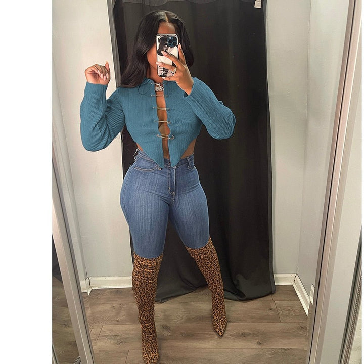 Trendy Asymmetric Knitted Sweater with Collared Neckline