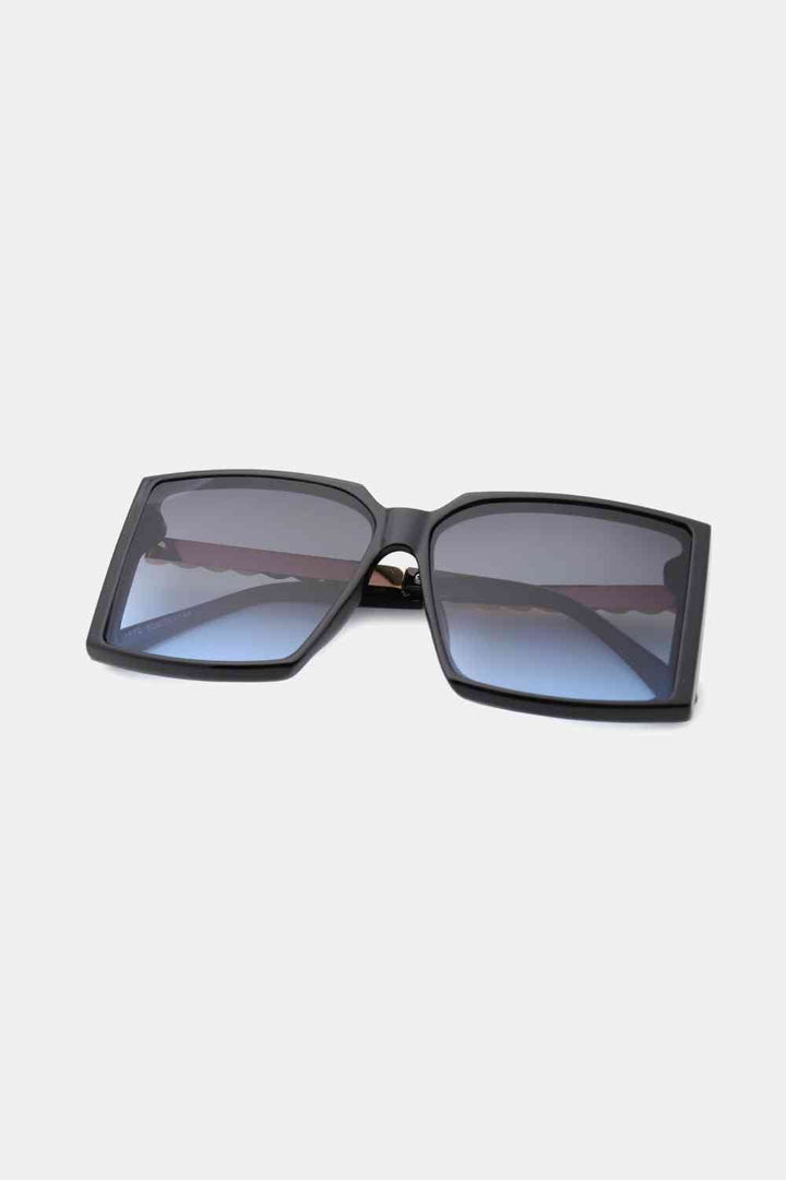 Stylish Square Polycarbonate Sunglasses