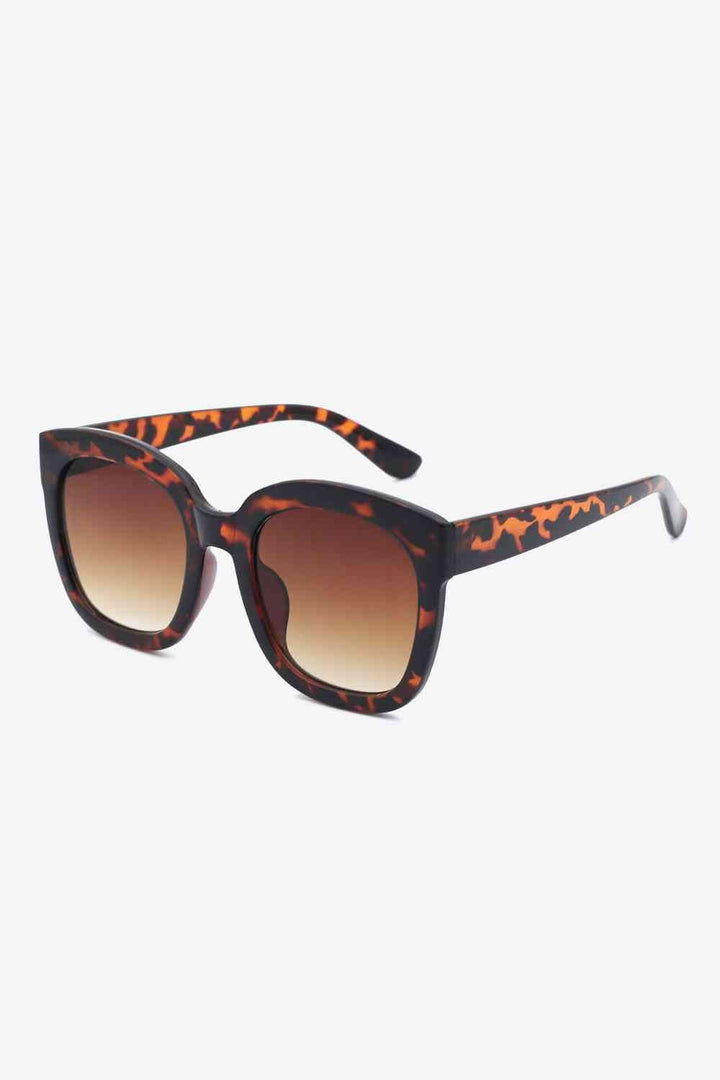 Stylish Square Sunglasses with UV400 Protection