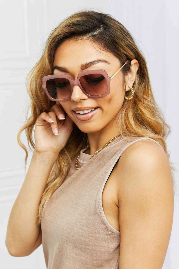 Hybrid Square Sunglasses with Metal-Plastic Temples