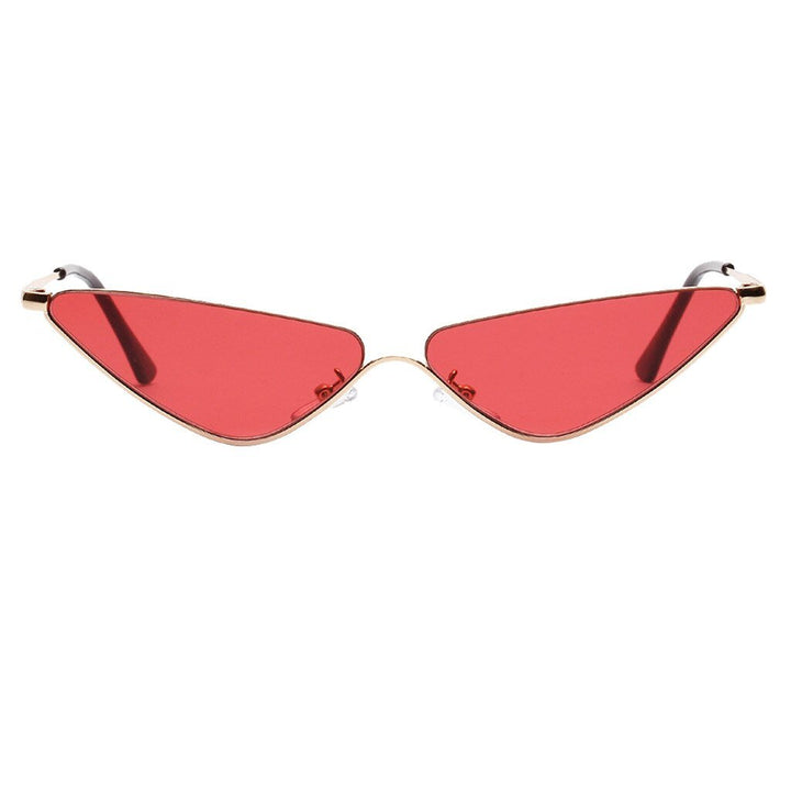 Chic Cat Eye Luxury Sunglasses for Women - Stylish Plastic Sun Protection