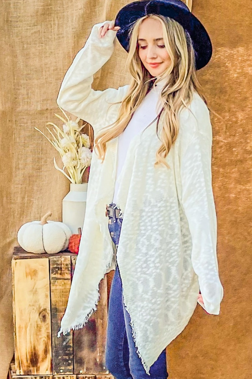 Cozy Chic Textured Knit Fringe Cardigan for Stylish Warmth