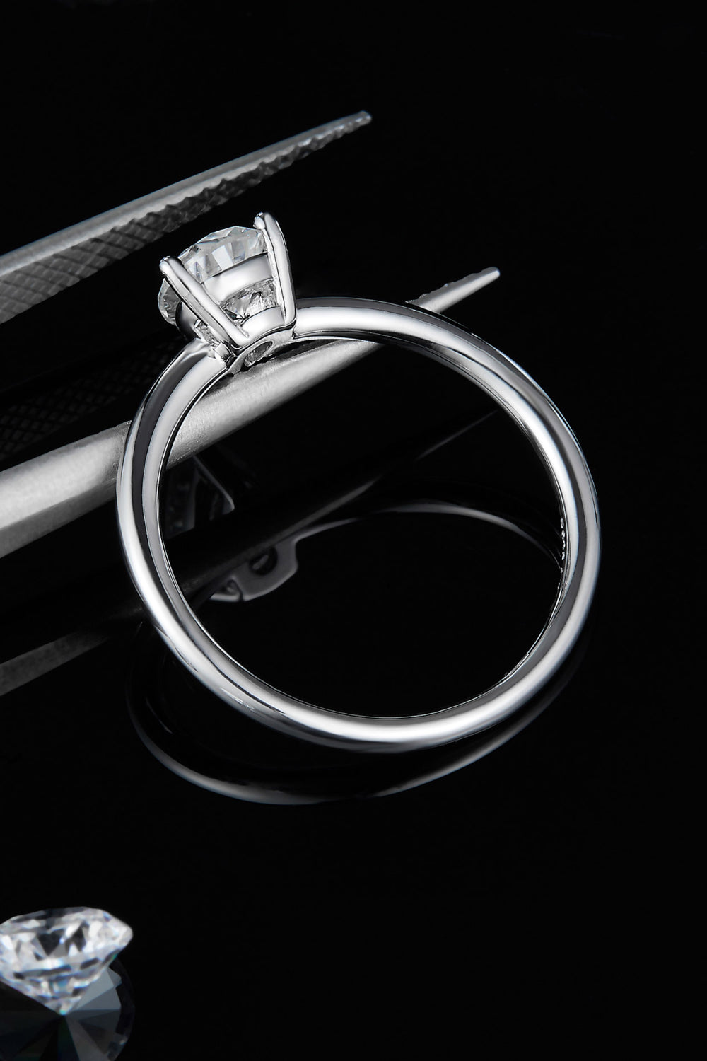 1 Carat Moissanite 925 Sterling Silver Solitaire Ring Design