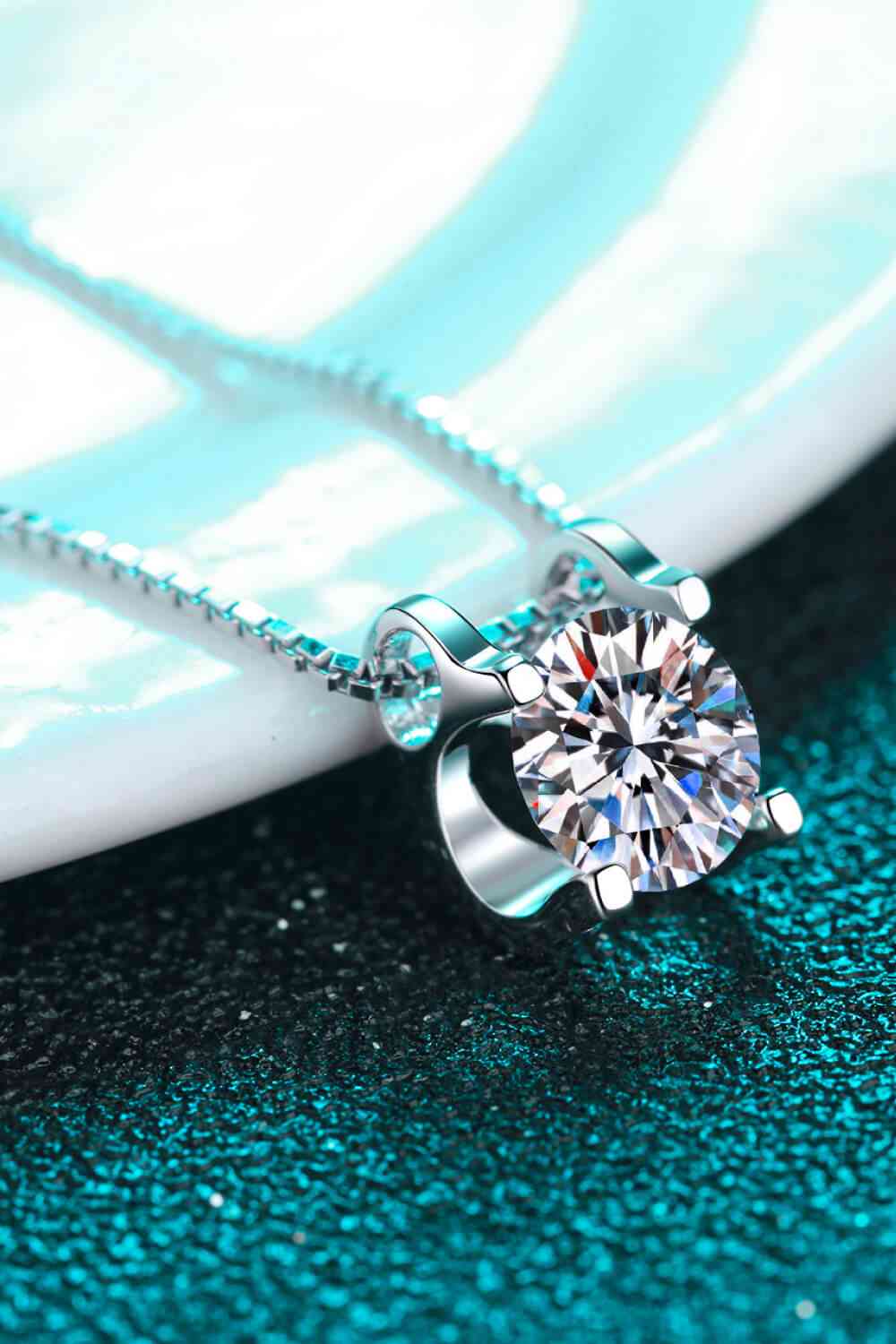 1 Carat Moissanite 925 Sterling Silver Chain Necklace Elegance