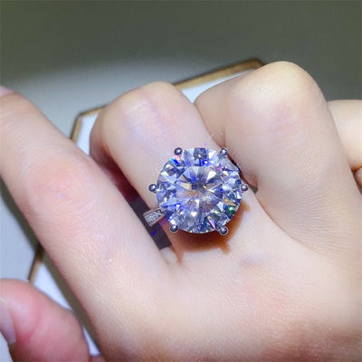 10 Carat Moissanite 925 Sterling Silver Ring for Elegance