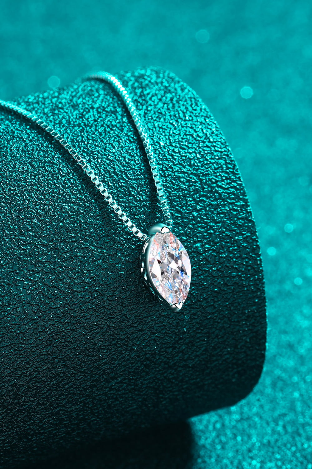 Moissanite Minimalist Necklace, 1ct