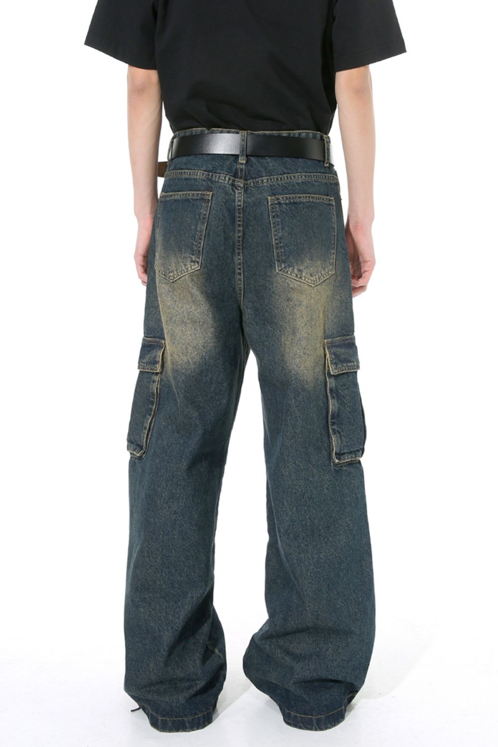 Mid Rise Jeans with Cargo Pockets for Stylish Comfort