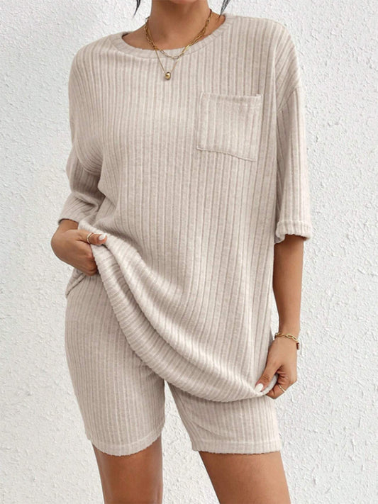 Ribbed Lounge Set: Stylish Top and Shorts for Comfort