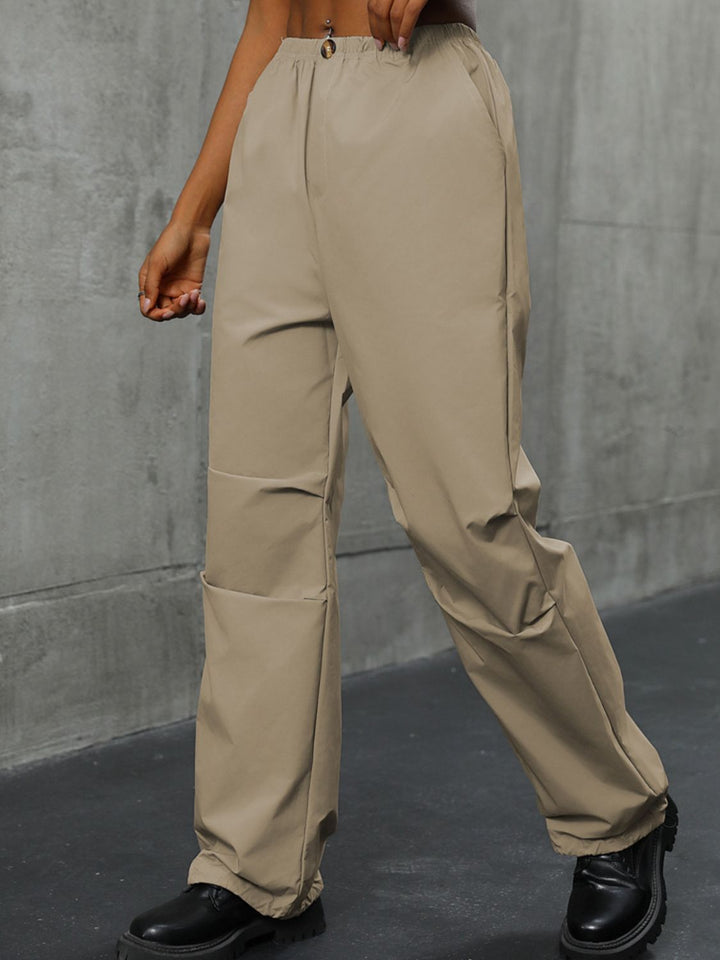 Chic Comfort Trousers with Functional Pockets