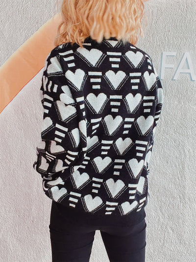 Charming Heart Contrast Oversized Sweater for Cozy Style