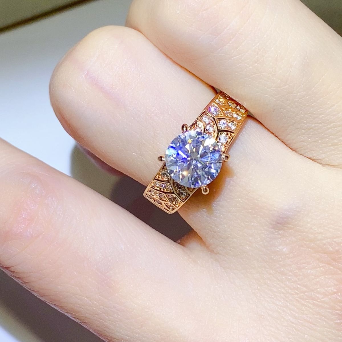 Elegant 1.5 Carat 925 Sterling Silver Moissanite Ring