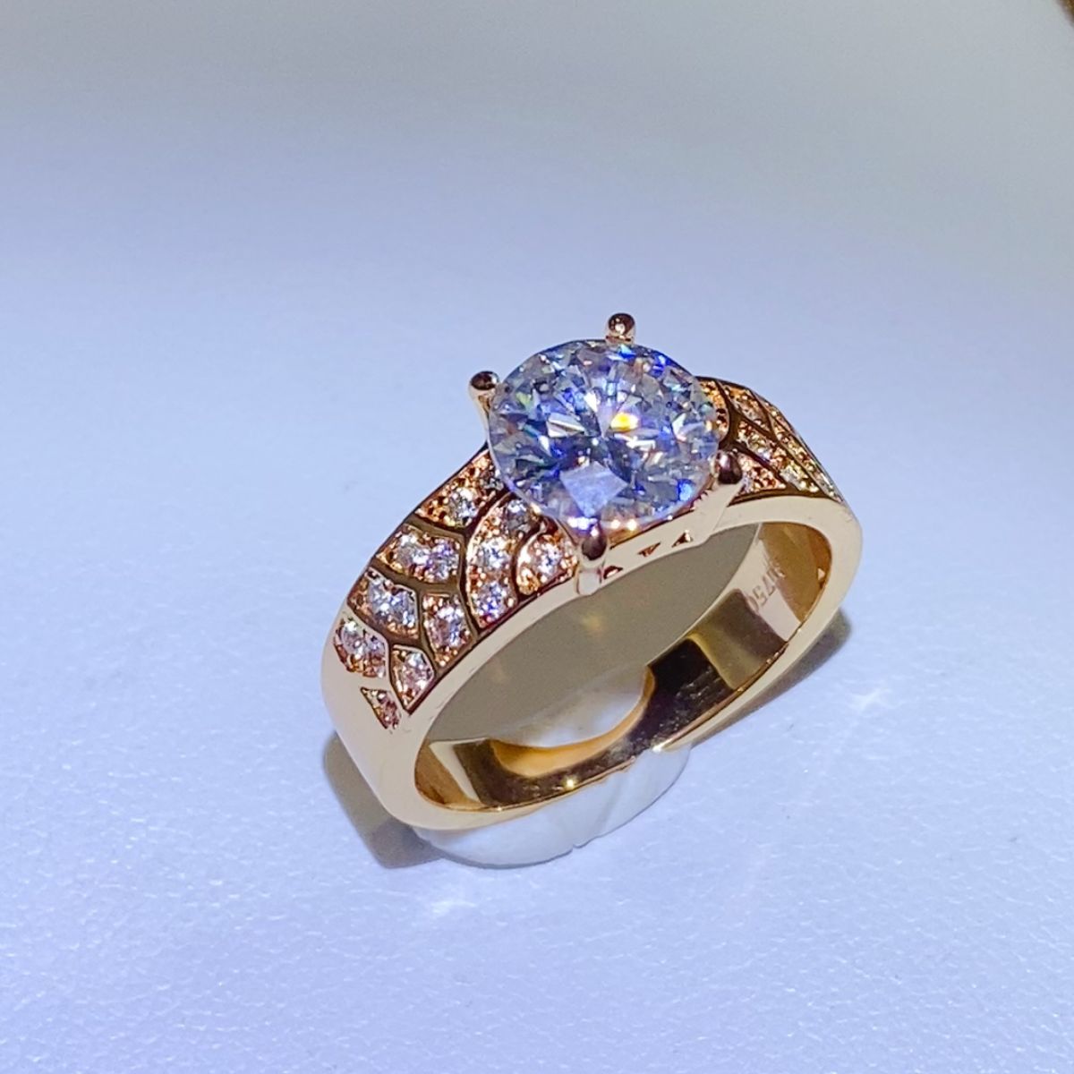 Elegant 1.5 Carat 925 Sterling Silver Moissanite Ring