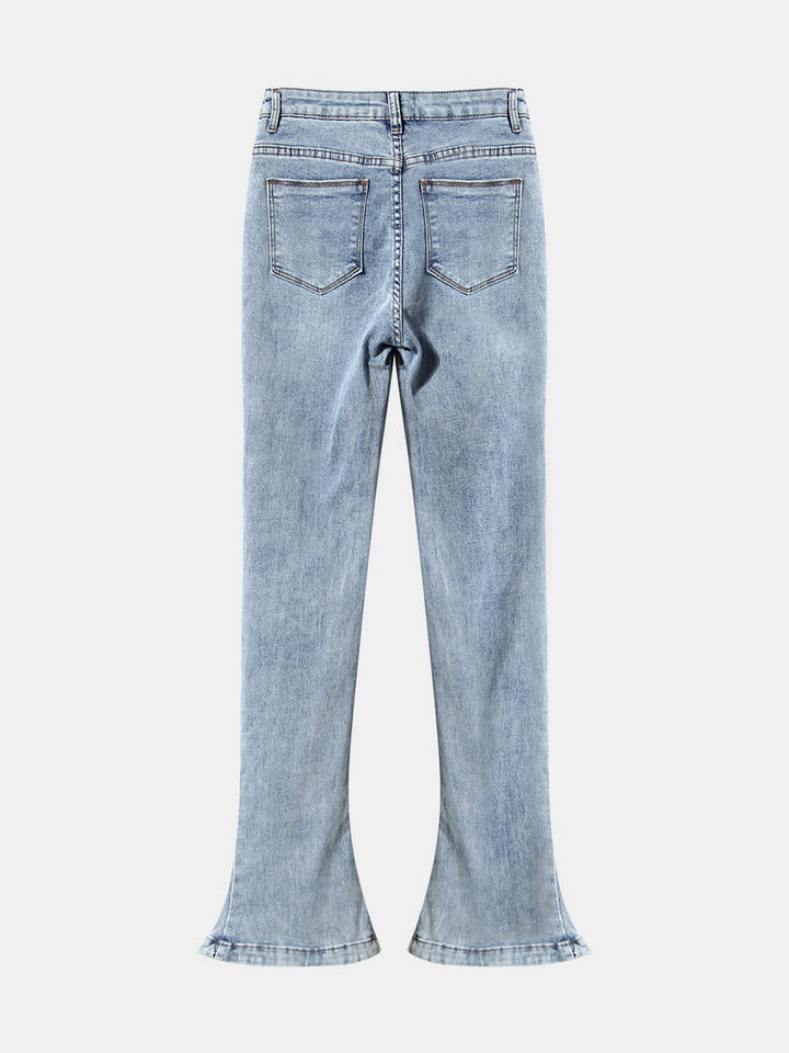 Stylish Bootcut Jeans with Chic Button Closure and Practical Pockets