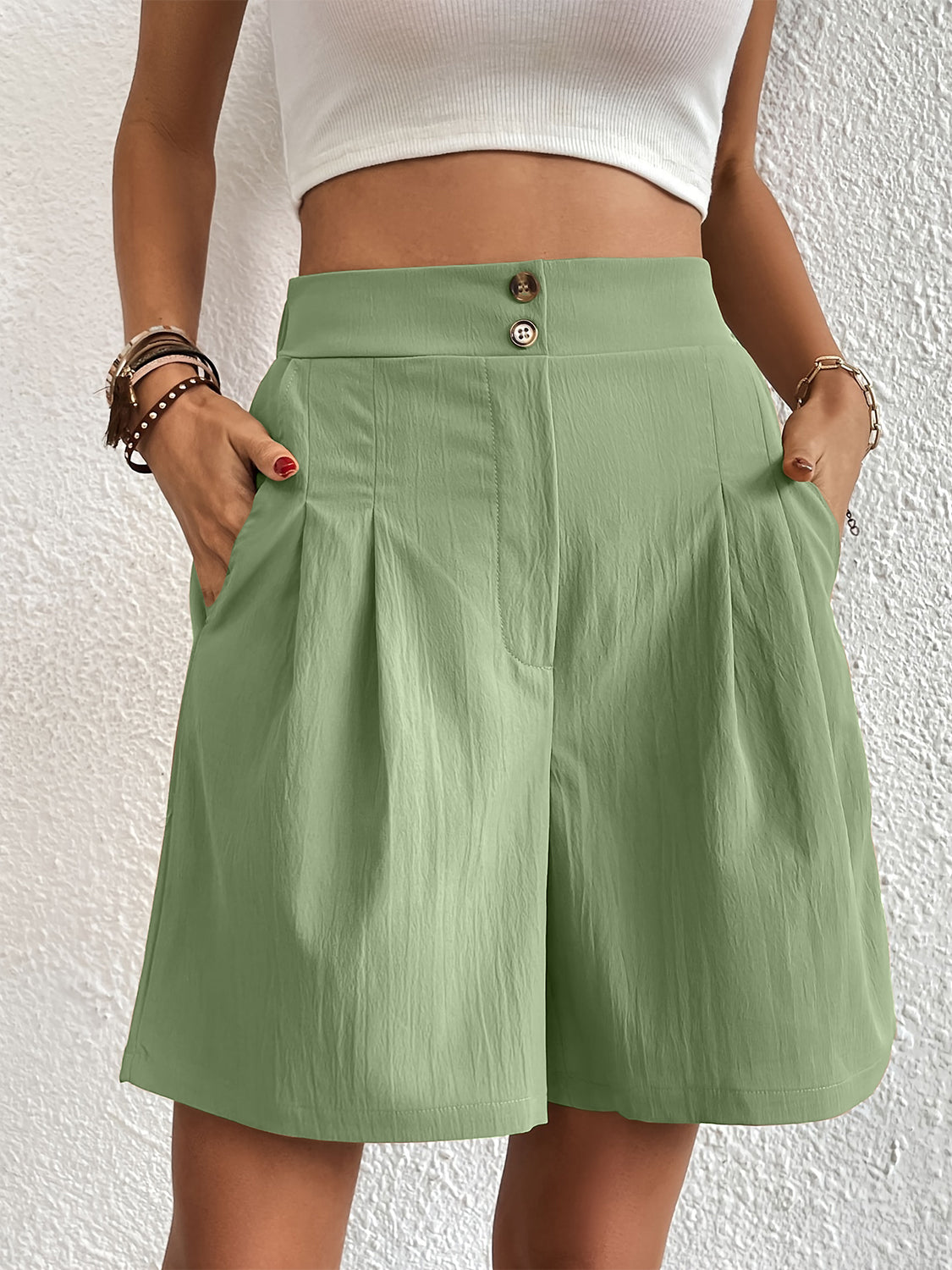 Elegant Ruched Elastic Waist Shorts with Pockets for Women