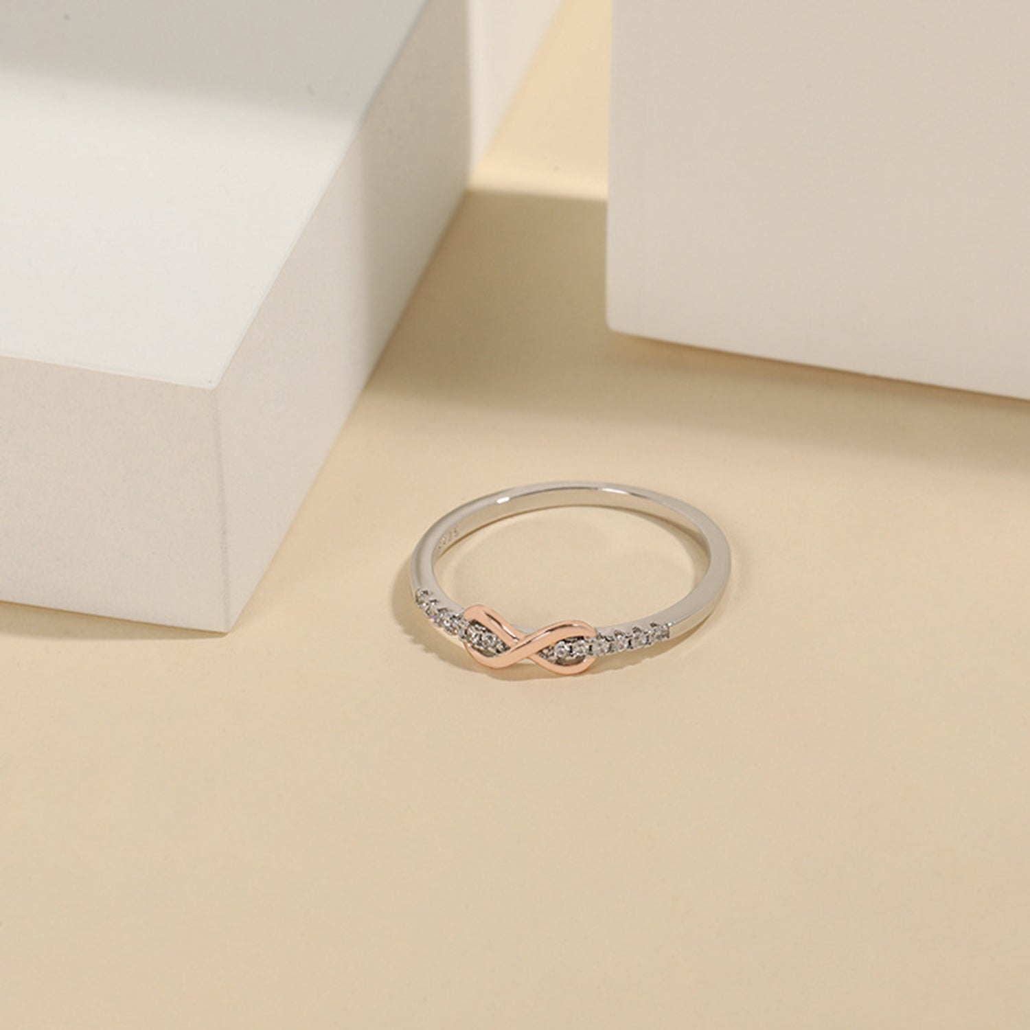 Elegant Zircon 925 Sterling Silver Ring for Women