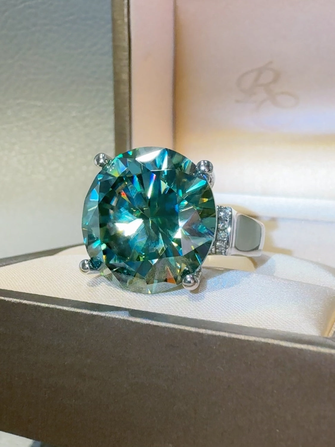 20 Carat Moissanite 925 Sterling Silver Ring for Women