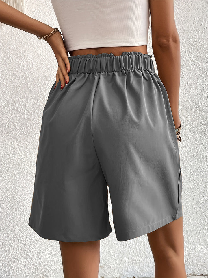 Elegant Ruched Elastic Waist Shorts with Pockets