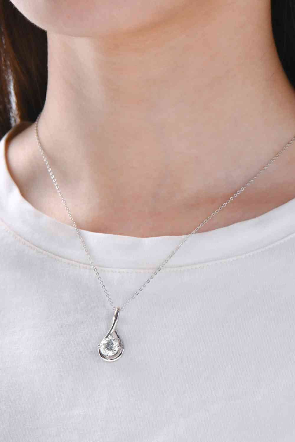 2 Carat Moissanite Minimalist Necklace