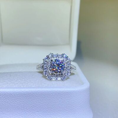 2 Carat Moissanite 925 Sterling Silver Ring for Elegance