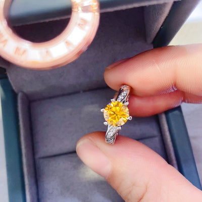 2 Carat Moissanite 925 Sterling Silver Ring for Elegance