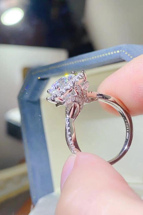 Elegant 2 Carat Moissanite 925 Sterling Silver Ring