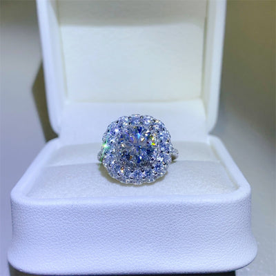 2 Carat Moissanite 925 Sterling Silver Ring for Elegance