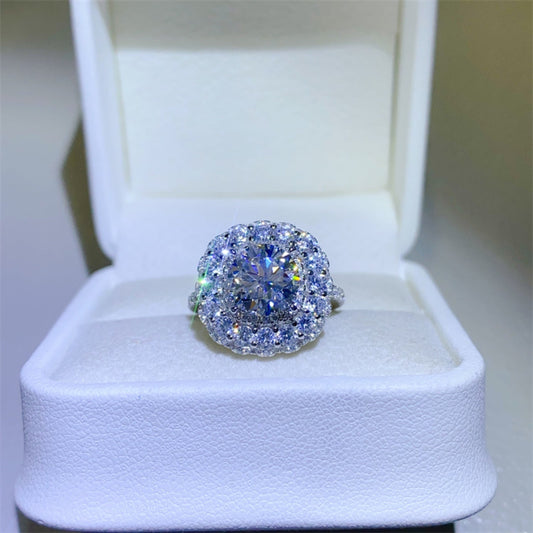 2 Carat Moissanite 925 Sterling Silver Ring for Elegance