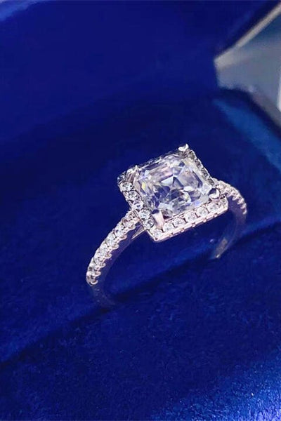 2 Carat Moissanite 925 Sterling Silver Ring for Elegance