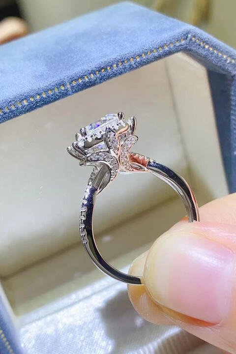 Elegant 2 Carat Moissanite 925 Sterling Silver Ring