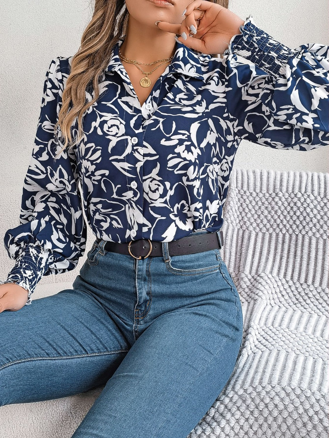 Stylish Printed Lantern Sleeve Button-Up Blouse for Women