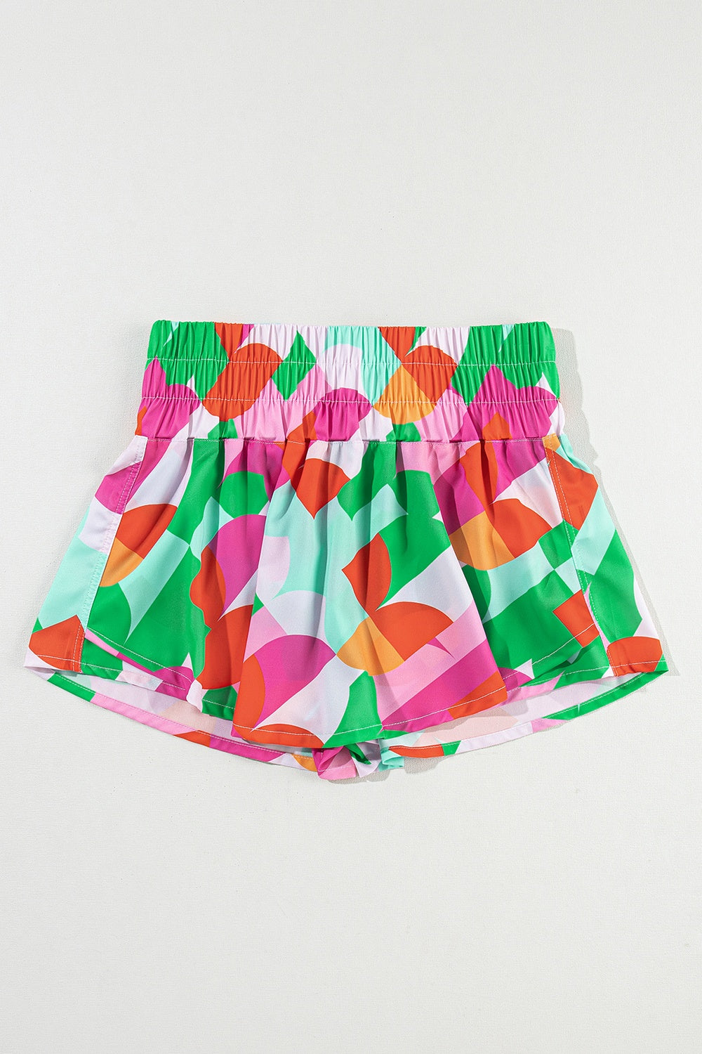 Chic Smocked High Waist Skort with Bold Contrast Print